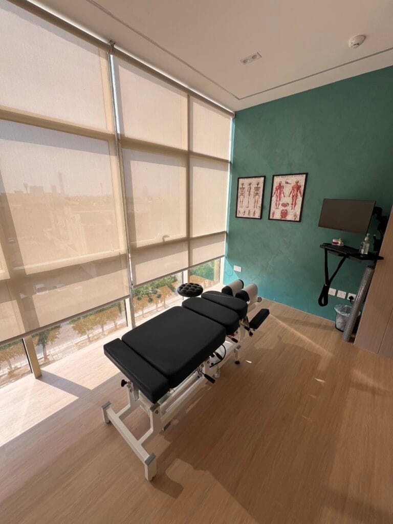 علاج ألم الظهر للحامل: كيف تتخلصين من عرق النسا وضغط الحوض بأمان؟ drop table